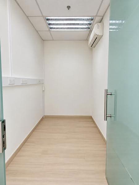 Ubi Techpark, 10 Ubi Crescent, Eunos / Geylang / Paya Lebar, 1,500 sqft, Light Industrial (B1) For Rent, by Wang Meifang (Fae), 500293599 - CommercialGuru.com.sg