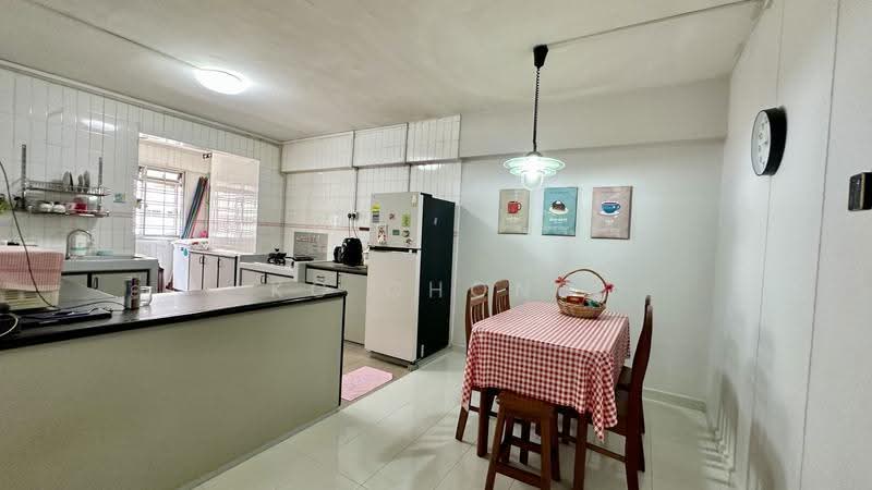 209 Choa Chu Kang Central, 209 Choa Chu Kang Central, Dairy Farm / Bukit Panjang / Choa Chu Kang, 3 Bedrooms, 1,119 sqft, HDB Flat For Sale, by KC Chong, 500293611 - PropertyGuru.com.sg