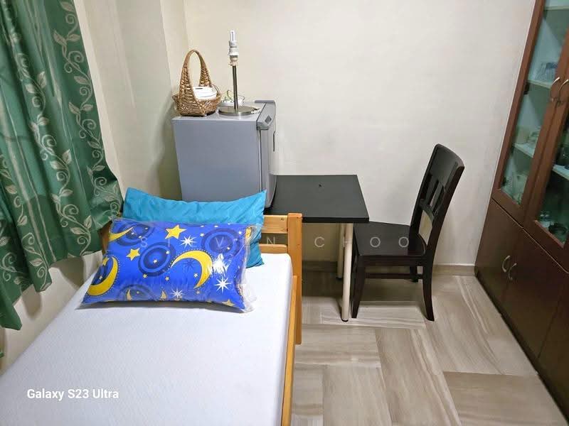Gerald Residences, Gerald Crescent, Seletar / Yio Chu Kang, Room Rental, 120 sqft, Terraced House For Rent, by Steven Choo, 500293614 - Bedroom - PropertyGuru.com.sg