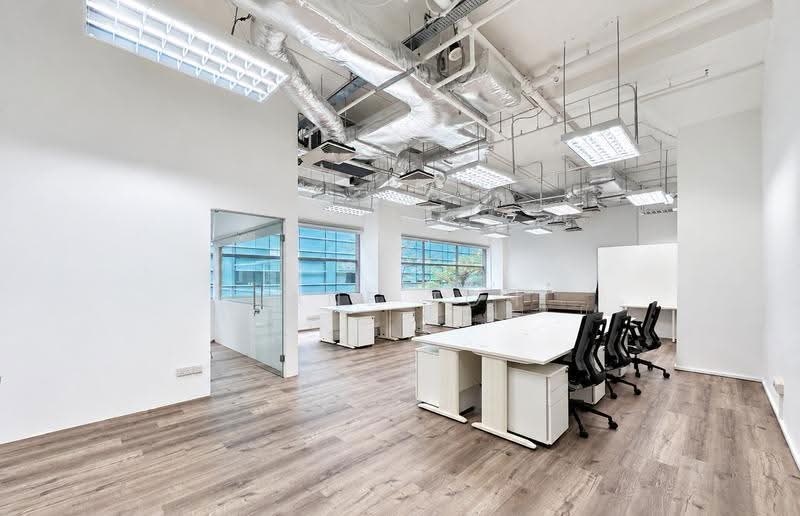 Fitted Column-Free Office very near MRT | B1 Light Industrial, Harbourfront, Telok Blangah, Buona Vista / West Coast / Clementi New Town, 1,438 sqft, Office For Rent, by Jane Toh, 500293623 - Interior - CommercialGuru.com.sg