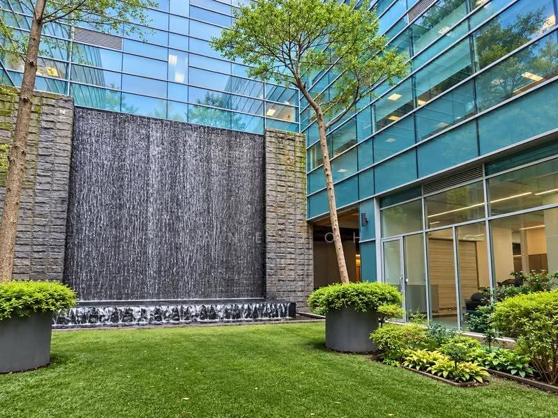 Fitted Column-Free Office very near MRT | B1 Light Industrial, Harbourfront, Telok Blangah, Buona Vista / West Coast / Clementi New Town, 1,438 sqft, Office For Rent, by Jane Toh, 500293623 - Exterior - CommercialGuru.com.sg