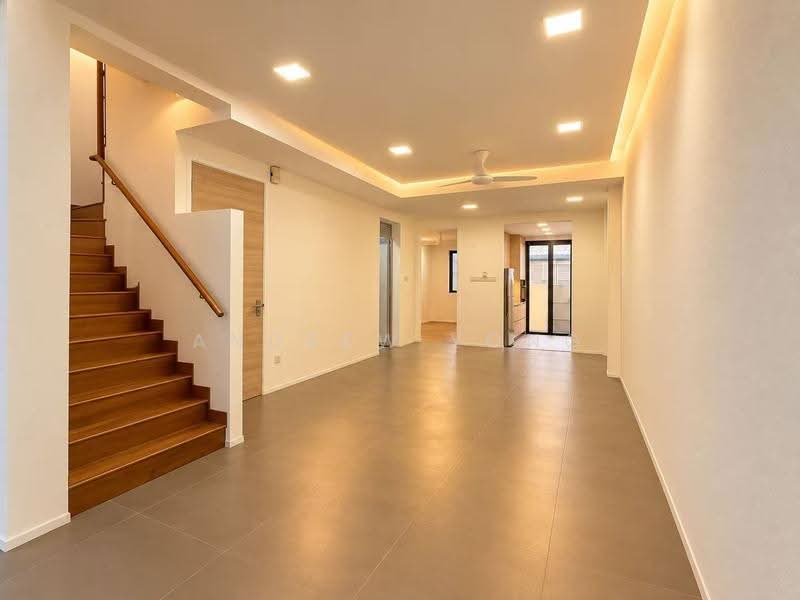 Sennett Estate, Macpherson Road, Macpherson / Potong Pasir, 4 Bedrooms, 1,800 sqft, Terraced House For Rent, by Andrew Yong, 500293632 - Living Room - PropertyGuru.com.sg