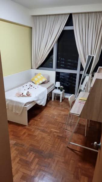Hillview Regency, 28 Bukit Batok East Avenue 2, Dairy Farm / Bukit Panjang / Choa Chu Kang, Room Rental, 120 sqft, Condominium For Rent, by Priscilla Lee, 500293635 - Bedroom - PropertyGuru.com.sg