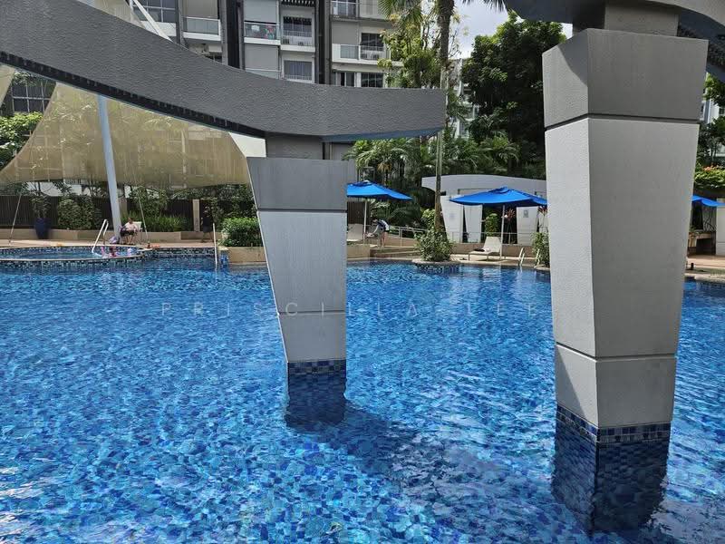 Hillview Regency, 28 Bukit Batok East Avenue 2, Dairy Farm / Bukit Panjang / Choa Chu Kang, Room Rental, 120 sqft, Condominium For Rent, by Priscilla Lee, 500293635 - Pool - PropertyGuru.com.sg