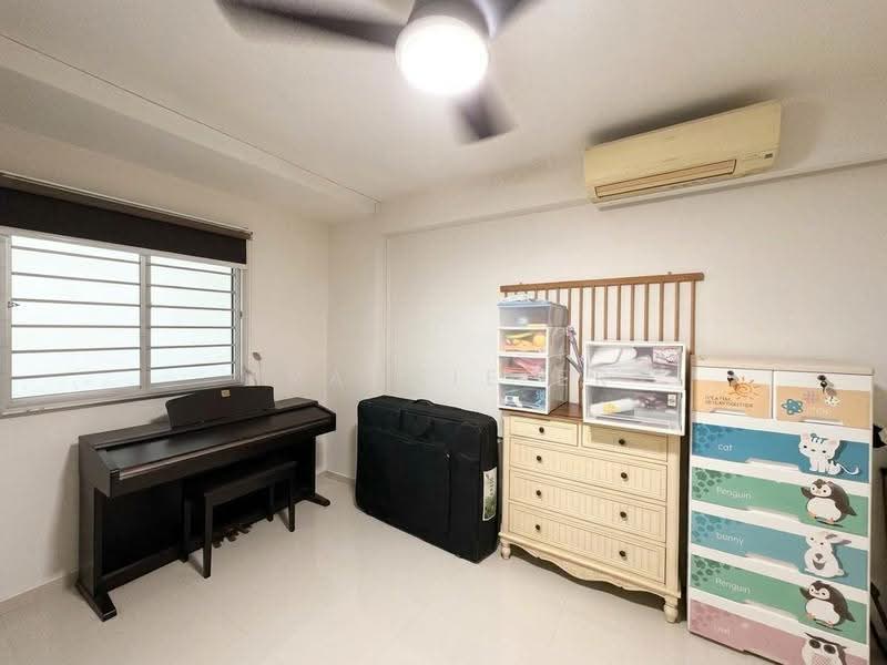 129 Marsiling Rise, 129 Marsiling Rise, Admiralty / Woodlands, 2 Bedrooms, 646 sqft, HDB Flat For Sale, by Frankie Er, 500293646 - Study - PropertyGuru.com.sg