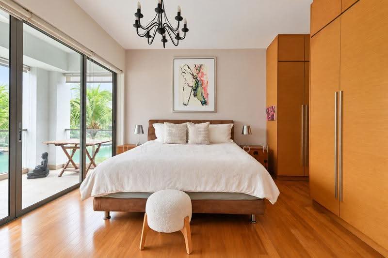 The Berth by the Cove, 220 Ocean Drive, Harbourfront / Telok Blangah, 3 Bedrooms, 1,625 sqft, Condominium For Sale, by Eunice Goh, 500293650 - Master Bedroom - PropertyGuru.com.sg