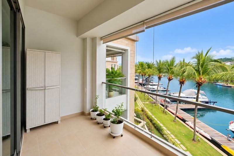 The Berth by the Cove, 220 Ocean Drive, Harbourfront / Telok Blangah, 3 Bedrooms, 1,625 sqft, Condominium For Sale, by Eunice Goh, 500293650 - Balcony - PropertyGuru.com.sg