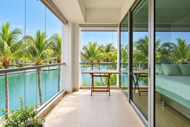 The Berth by the Cove, 220 Ocean Drive, Harbourfront / Telok Blangah, 3 Bedrooms, 1,625 sqft, Condominium For Sale, by Eunice Goh, 500293650 - Balcony - PropertyGuru.com.sg