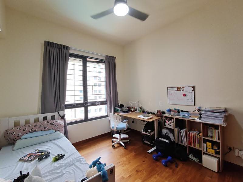 Haig Court, 156 Haig Road, East Coast / Marine Parade, 4 Bedrooms, 1,550 sqft, Condominium For Rent, by Jacqlyn Lee, 500293666 - Bedroom - PropertyGuru.com.sg