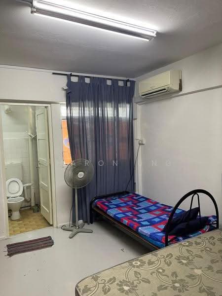 139 Tampines Street 11, 139 Tampines Street 11, Pasir Ris / Tampines, 4 Bedrooms, 650 sqft, HDB Flat For Rent, by Sharon Ung, 500293668 - Bathroom - PropertyGuru.com.sg