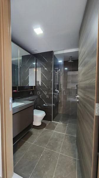 The Florence Residences, 99 Hougang Avenue 2, Hougang / Punggol / Sengkang, 1 Bedroom, 484 sqft, Condominium For Rent, by Adriel Tan, 500293682 - Bathroom - PropertyGuru.com.sg