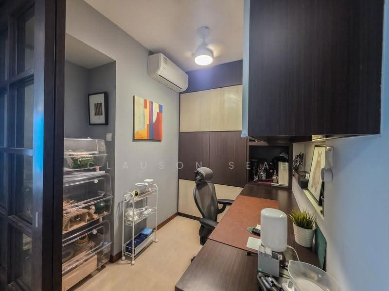 Hilltop Grove, 134 Hillview Avenue, Dairy Farm / Bukit Panjang / Choa Chu Kang, 2 Bedrooms, 1,012 sqft, Condominium For Sale, by Clauson Seah, 500293686 - Study - PropertyGuru.com.sg