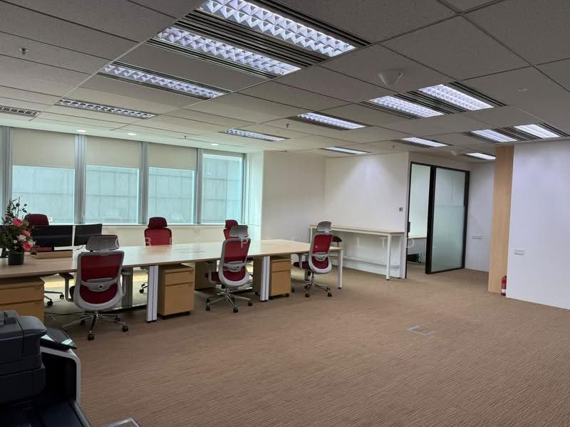 Royal Group Building, 3 Phillip Street, Boat Quay / Raffles Place / Marina, 1,292 sqft, Office For Rent, by JEREMIAH YEO EN YU, 500293689 - Study - CommercialGuru.com.sg