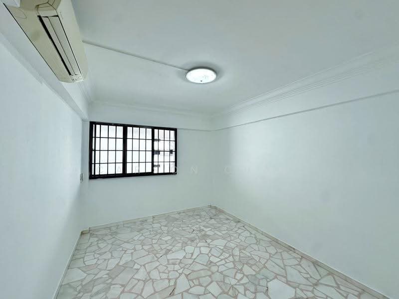 812 Tampines Avenue 4, 812 Tampines Avenue 4, Pasir Ris / Tampines, 3 Bedrooms, 980 sqft, HDB Flat For Sale, by Carson Chan, 500293693 - PropertyGuru.com.sg