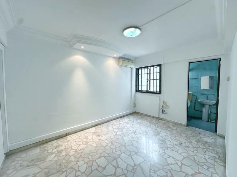812 Tampines Avenue 4, 812 Tampines Avenue 4, Pasir Ris / Tampines, 3 Bedrooms, 980 sqft, HDB Flat For Sale, by Carson Chan, 500293693 - PropertyGuru.com.sg