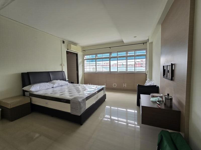 350 Tampines Street 33, 350 Tampines Street 33, Pasir Ris / Tampines, 3 Bedrooms, 1,313 sqft, HDB Flat For Sale, by Ron Loh, 500293698 - Bedroom - PropertyGuru.com.sg