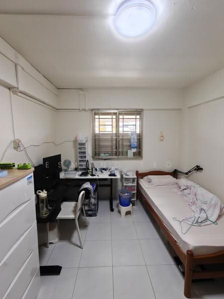 117 Ang Mo Kio Avenue 4, 117 Ang Mo Kio Avenue 4, Ang Mo Kio / Bishan / Thomson, 2 Bedrooms, 796 sqft, HDB Flat For Sale, by Esmund Teo, 500293715 - Bedroom - PropertyGuru.com.sg