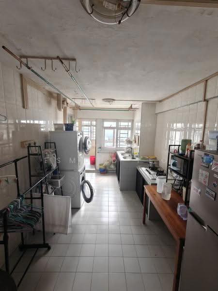 117 Ang Mo Kio Avenue 4, 117 Ang Mo Kio Avenue 4, Ang Mo Kio / Bishan / Thomson, 2 Bedrooms, 796 sqft, HDB Flat For Sale, by Esmund Teo, 500293715 - Kitchen - PropertyGuru.com.sg