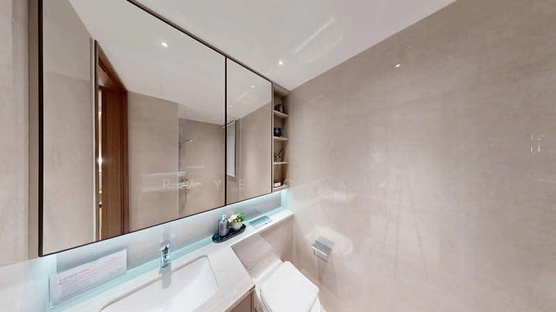 Dunearn House, 764 Dunearn Road, Newton / Novena, 4 Bedrooms, 1,184 sqft, Condominium For Sale, by Raye Cham, 500293733 - Bathroom - PropertyGuru.com.sg