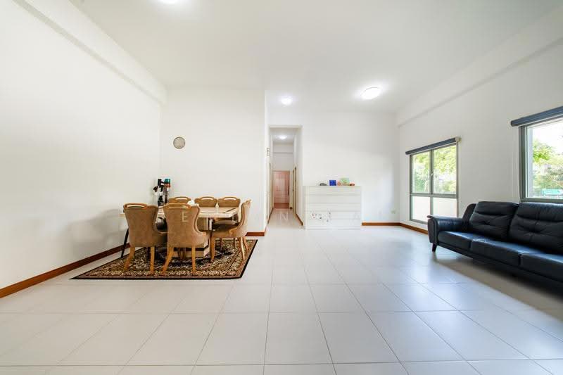 273B Punggol Place, 273B Punggol Place, Hougang / Punggol / Sengkang, 3 Bedrooms, 1,216 sqft, HDB Flat For Sale, by Berlyn Tan, 500293755 - Dining Room - PropertyGuru.com.sg