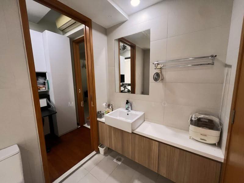 Beacon Heights, 8 Mar Thoma Road, Balestier / Toa Payoh, 2 Bedrooms, 667 sqft, Condominium For Sale, by Melissa Lo, 500293758 - Bathroom - PropertyGuru.com.sg