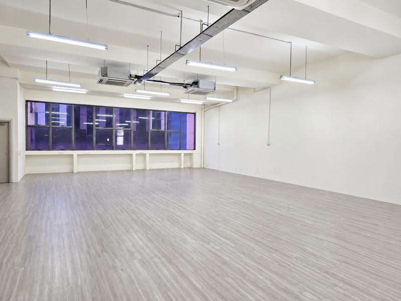 Kaki Bukit Place, KAKI BUKIT PLACE, Eunos / Geylang / Paya Lebar, 5,470 sqft, Factory / Workshop (B2) For Rent, by Ronda Tham, 500293779 - Interior - CommercialGuru.com.sg