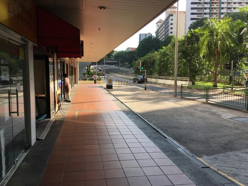 PUB /CAFE SPACE FACING MAIN ROAD FOR RENT, Chin Swee Road, Alexandra / Commonwealth, 365 sqft, Food & Beverage For Rent, by Serene Chua, 500293793 - CommercialGuru.com.sg