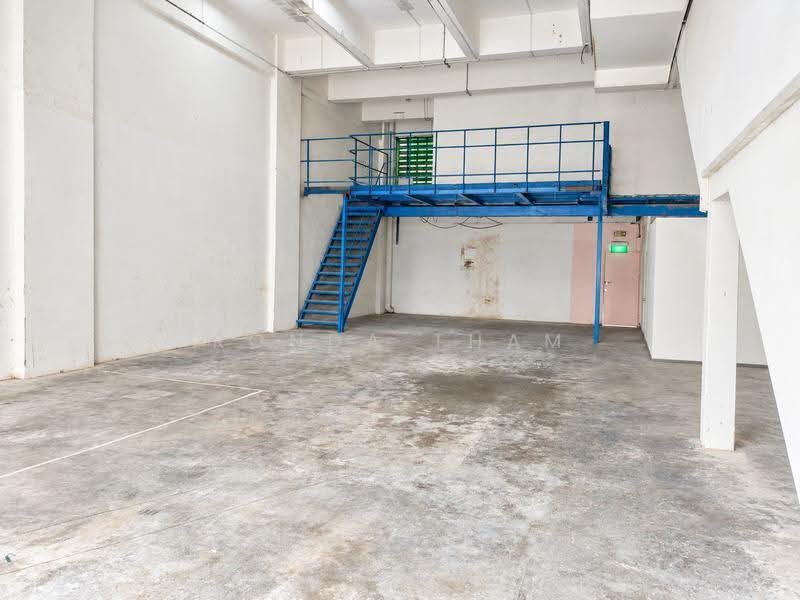 Civic Terrace Warehouse, 109A-109B Ubi Avenue 4, Eunos / Geylang / Paya Lebar, 2,020 sqft, Factory / Workshop (B2) For Rent, by Ronda Tham, 500293795 - CommercialGuru.com.sg