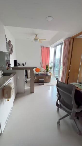 Bartley Ridge, 30 Mount Vernon Road, Macpherson / Potong Pasir, 1 Bedroom, 441 sqft, Condominium For Sale, by Leon Han, 500293809 - Living Room - PropertyGuru.com.sg