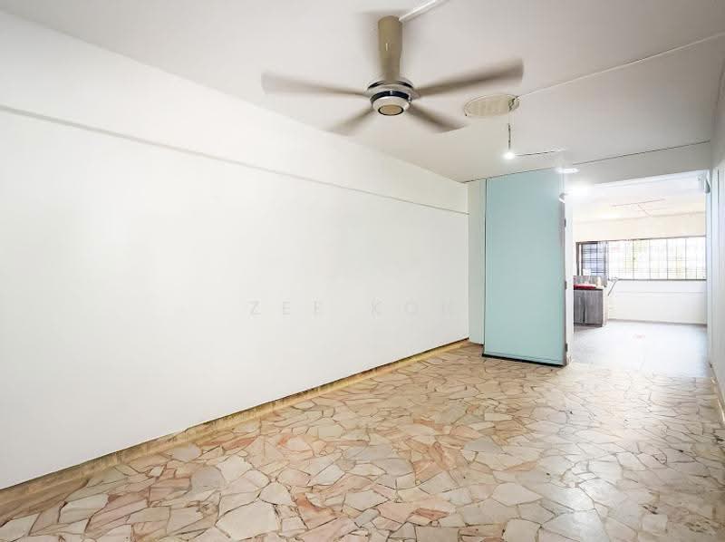 612 Clementi West Street 1, 612 Clementi West Street 1, Buona Vista / West Coast / Clementi New Town, 2 Bedrooms, 797 sqft, HDB Flat For Sale, by Zee Koh, 500293810 - Living Room - PropertyGuru.com.sg