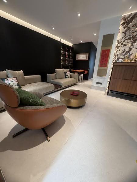 Sembawang Hills Estate, Nemesu Avenue, Ang Mo Kio / Bishan / Thomson, 4 Bedrooms, 1,600 sqft, Terraced House For Sale, by Zoelyn Lim, 500293811 - Living Room - PropertyGuru.com.sg