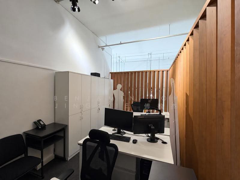 Central-Link, 8 Jalan Kilang Barat, Alexandra / Commonwealth, 2,993 sqft, Light Industrial (B1) For Sale, by Benjamin Poh Jing Jie 傅敬杰, 500293833 - Study - CommercialGuru.com.sg