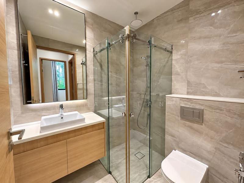 Rymden 77, 77 Lorong H Telok Kurau, East Coast / Marine Parade, 2 Bedrooms, 904 sqft, Condominium For Rent, by Stacy Tan, 500293837 - Bathroom - PropertyGuru.com.sg