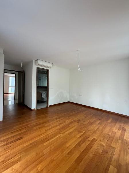 D19 Freehold 3-Storey + Attic Detached House at Serangoon / Woodleigh with Pool & Lift, Hougang / Punggol / Sengkang, 6 Bedrooms, 11,465 sqft, Detached House For Sale, by Edwin Su, 500293852 - Bathroom - PropertyGuru.com.sg