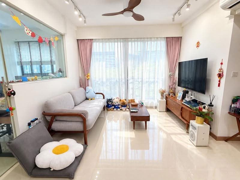 413C Northshore Drive, 413C Northshore Drive, Hougang / Punggol / Sengkang, 3 Bedrooms, 1,011 sqft, HDB Flat For Sale, by Zac Ng, 500293858 - Living Room - PropertyGuru.com.sg