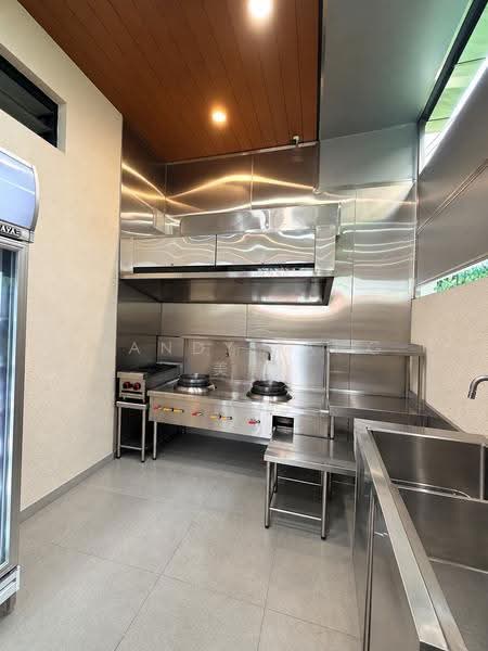 Lor Marican, Eunos / Geylang / Paya Lebar, 8 Bedrooms, 6,637 sqft, Semi-Detached House For Sale, by Mandy Tang 美蒂, 500293885 - Kitchen - PropertyGuru.com.sg