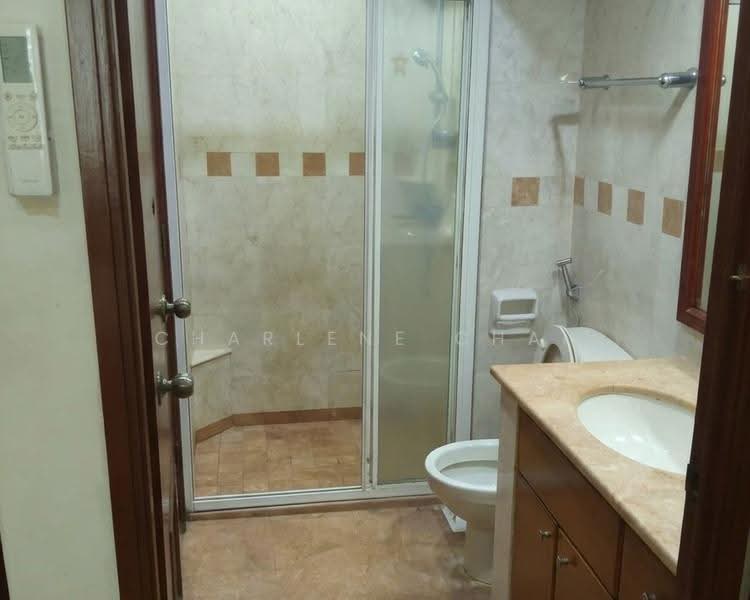 Evergreen Park, 31 Hougang Avenue 7, Hougang / Punggol / Sengkang, Room Rental, 180 sqft, Condominium For Rent, by Charlene Chai, 500293898 - Bathroom - PropertyGuru.com.sg