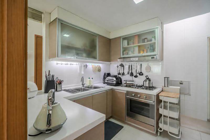 The Infiniti, 39H West Coast Park, Buona Vista / West Coast / Clementi New Town, 3 Bedrooms, 1,356 sqft, Condominium For Sale, by Brian Lee, 500293902 - Kitchen - PropertyGuru.com.sg