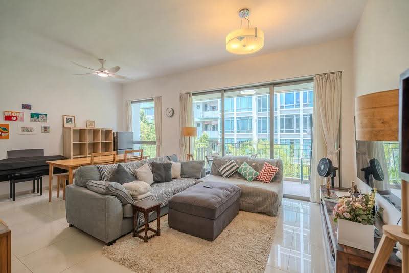 The Infiniti, 39H West Coast Park, Buona Vista / West Coast / Clementi New Town, 3 Bedrooms, 1,356 sqft, Condominium For Sale, by Brian Lee, 500293902 - Living Room - PropertyGuru.com.sg