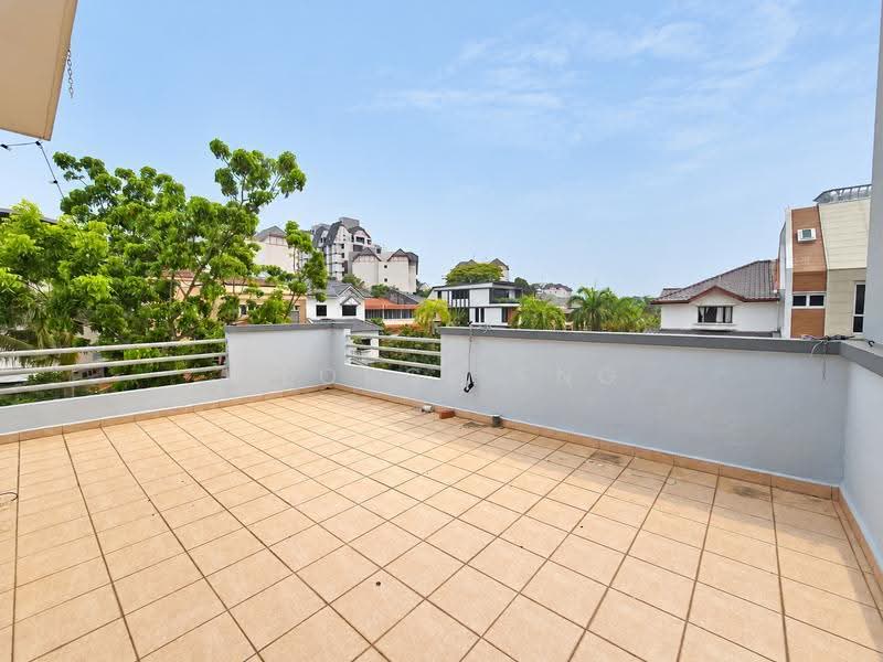 Lucky View 2 Storey Semi-D plus Roof Terrace, Lucky View, Bedok / Upper East Coast, 4 Bedrooms, 3,166 sqft, Semi-Detached House For Rent, by George Eng, 500293921 - Balcony - PropertyGuru.com.sg