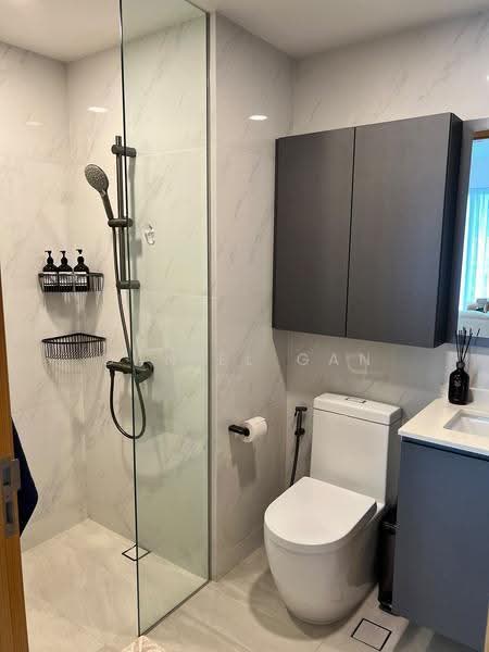 Tre Residences, 7 Geylang East Avenue 1, Eunos / Geylang / Paya Lebar, 3 Bedrooms, 861 sqft, Condominium For Rent, by Daniel Gan, 500293937 - Bathroom - PropertyGuru.com.sg
