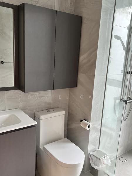 Tre Residences, 7 Geylang East Avenue 1, Eunos / Geylang / Paya Lebar, 3 Bedrooms, 861 sqft, Condominium For Rent, by Daniel Gan, 500293937 - Bathroom - PropertyGuru.com.sg