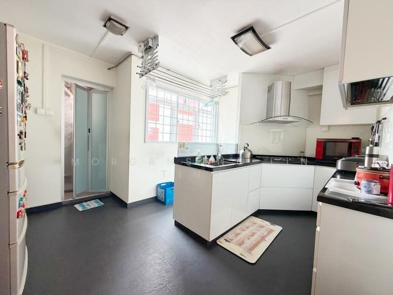 166 Bishan Street 13, 166 Bishan Street 13, Ang Mo Kio / Bishan / Thomson, 3 Bedrooms, 1,313 sqft, HDB Flat For Sale, by Morgans Ng Lin Ting, 500293941 - Kitchen - PropertyGuru.com.sg