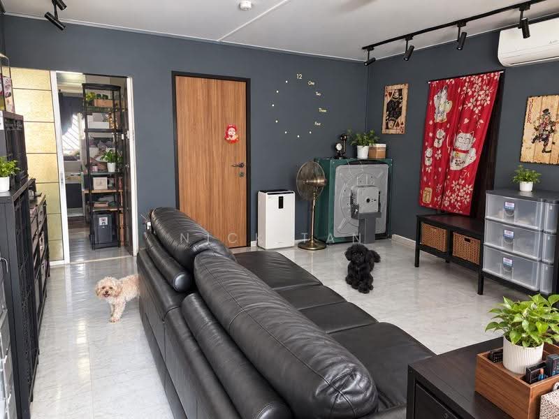 37 Bedok South Avenue 2, 37 Bedok South Avenue 2, Bedok / Upper East Coast, 3 Bedrooms, 904 sqft, HDB Flat For Sale, by Nick Tan, 500293947 - Living Room - PropertyGuru.com.sg