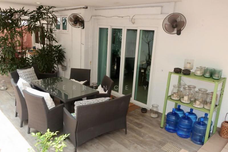 Faber Hills Estate, Faber Drive, Faber Park, Faber Drive, Buona Vista / West Coast / Clementi New Town, 4 Bedrooms, 3,500 sqft, Semi-Detached House For Rent, by Terrence Yap, 500293949 - Side Patio off Dining Area - PropertyGuru.com.sg