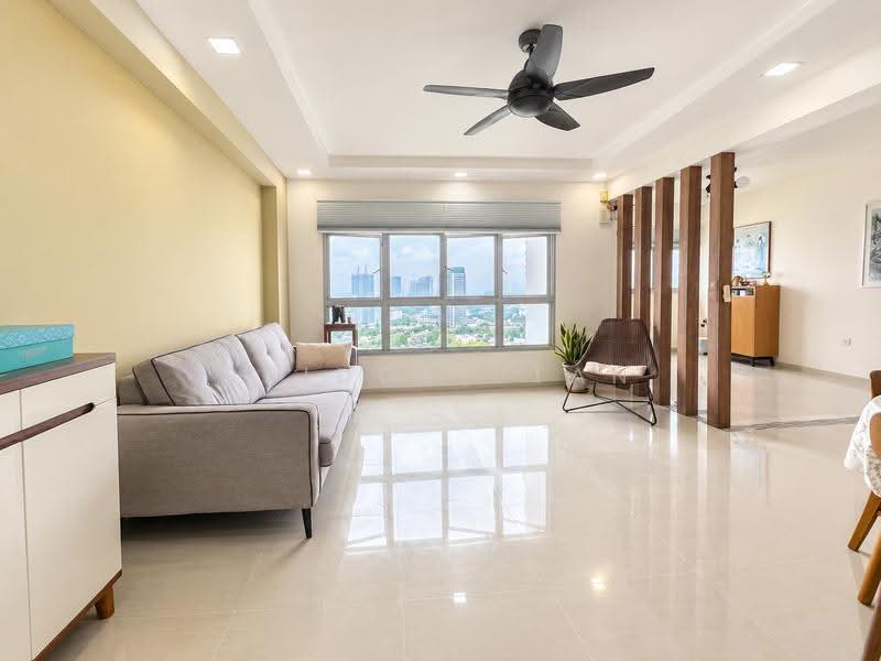 20 Teban Gardens Road, 20 Teban Gardens Road, Boon Lay / Jurong / Tuas, 3 Bedrooms, 990 sqft, HDB Flat For Sale, by Bridget Tan, 500293962 - Living Room - PropertyGuru.com.sg