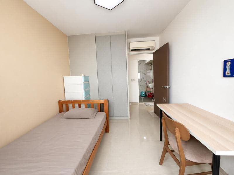 20 Teban Gardens Road, 20 Teban Gardens Road, Boon Lay / Jurong / Tuas, 3 Bedrooms, 990 sqft, HDB Flat For Sale, by Bridget Tan, 500293962 - Bedroom - PropertyGuru.com.sg