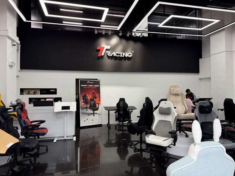 Vertex, 33 Ubi Avenue 3, Eunos / Geylang / Paya Lebar, 3,261 sqft, Light Industrial (B1) For Sale, by Jonathan Tan Say Keong, 500293965 - CommercialGuru.com.sg