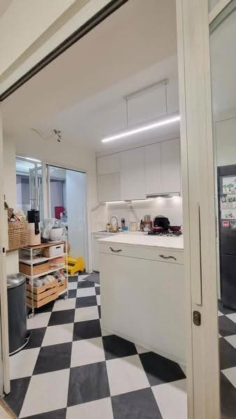 229B Sumang Lane, 229B Sumang Lane, Hougang / Punggol / Sengkang, 3 Bedrooms, 1,001 sqft, HDB Flat For Sale, by Hazel Salim, 500293980 - Kitchen - PropertyGuru.com.sg