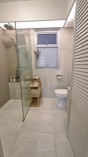 229B Sumang Lane, 229B Sumang Lane, Hougang / Punggol / Sengkang, 3 Bedrooms, 1,001 sqft, HDB Flat For Sale, by Hazel Salim, 500293980 - Bathroom - PropertyGuru.com.sg